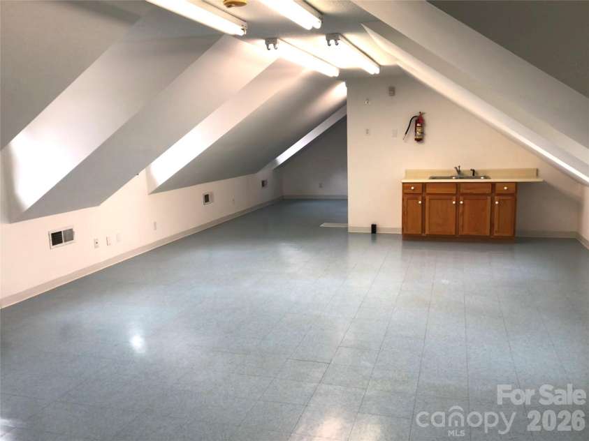 1222 Hardin Road, Dallas, NC 28034.  MLS# CAR4343701, YatesRealty ID 4846. 