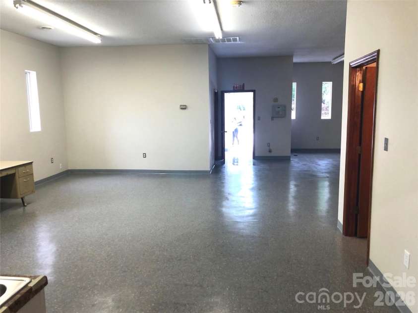 1222 Hardin Road, Dallas, NC 28034.  MLS# CAR4343701, YatesRealty ID 4846. 