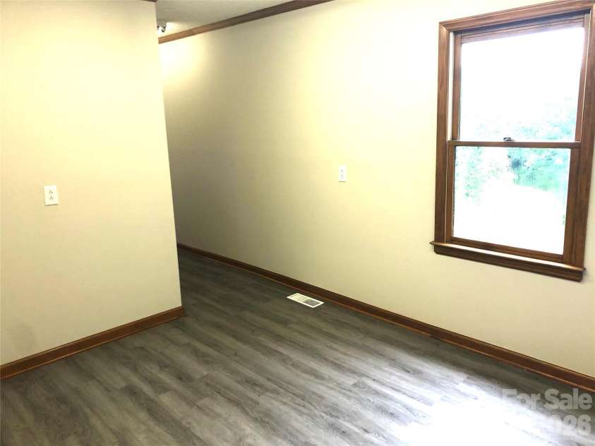 1222 Hardin Road, Dallas, NC 28034.  MLS# CAR4343701, YatesRealty ID 4846. 