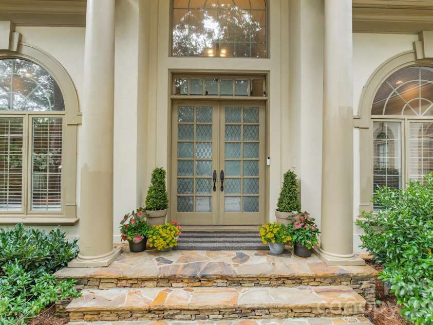 4732 Old Course Drive, Charlotte, NC 28277.  MLS# CAR4419351, YatesRealty ID 48460. 