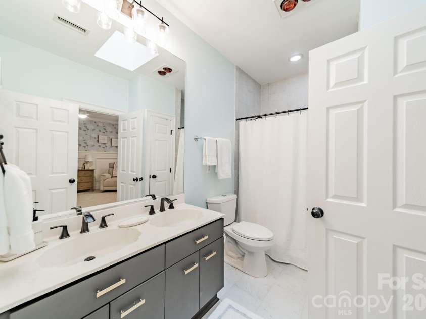 4732 Old Course Drive, Charlotte, NC 28277.  MLS# CAR4419351, YatesRealty ID 48460. 