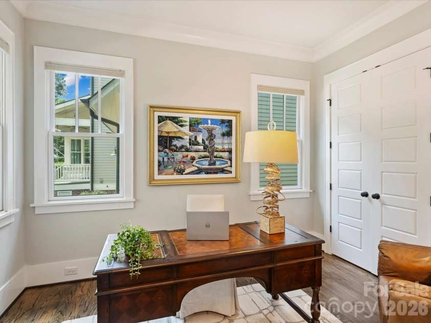 516 Hillside Avenue, Charlotte, NC 28209.  MLS# CAR4419084, YatesRealty ID 48461. 