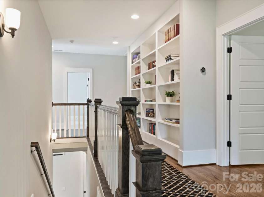 516 Hillside Avenue, Charlotte, NC 28209.  MLS# CAR4419084, YatesRealty ID 48461. 