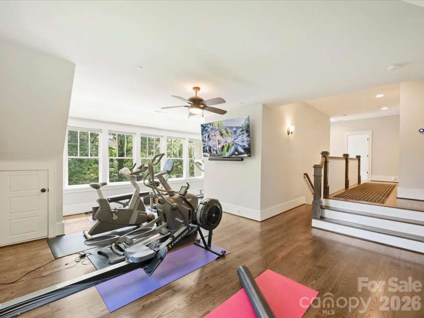516 Hillside Avenue, Charlotte, NC 28209.  MLS# CAR4419084, YatesRealty ID 48461. 