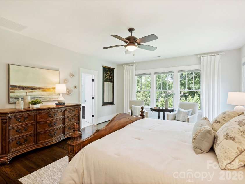 516 Hillside Avenue, Charlotte, NC 28209.  MLS# CAR4419084, YatesRealty ID 48461. 