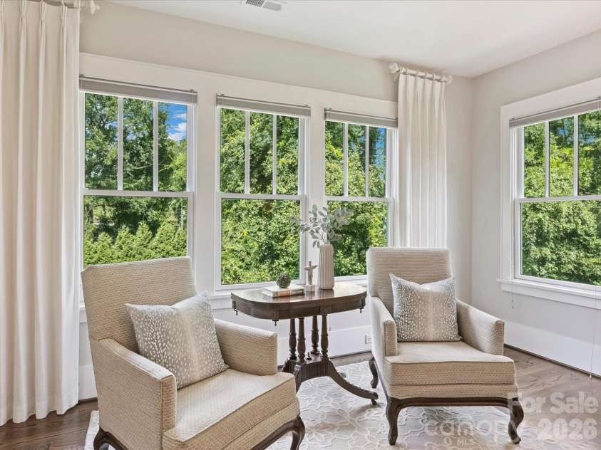 516 Hillside Avenue, Charlotte, NC 28209.  MLS# CAR4419084, YatesRealty ID 48461. 