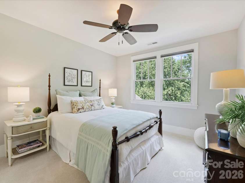516 Hillside Avenue, Charlotte, NC 28209.  MLS# CAR4419084, YatesRealty ID 48461. 