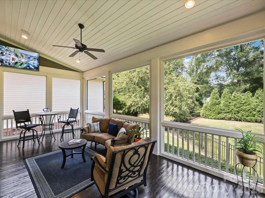 516 Hillside Avenue, Charlotte, NC 28209.  MLS# CAR4419084, YatesRealty ID 48461. 