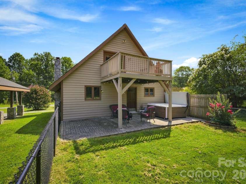 105 Shuffler Road, Morganton, NC 28655.  MLS# CAR4419320, YatesRealty ID 48462. 