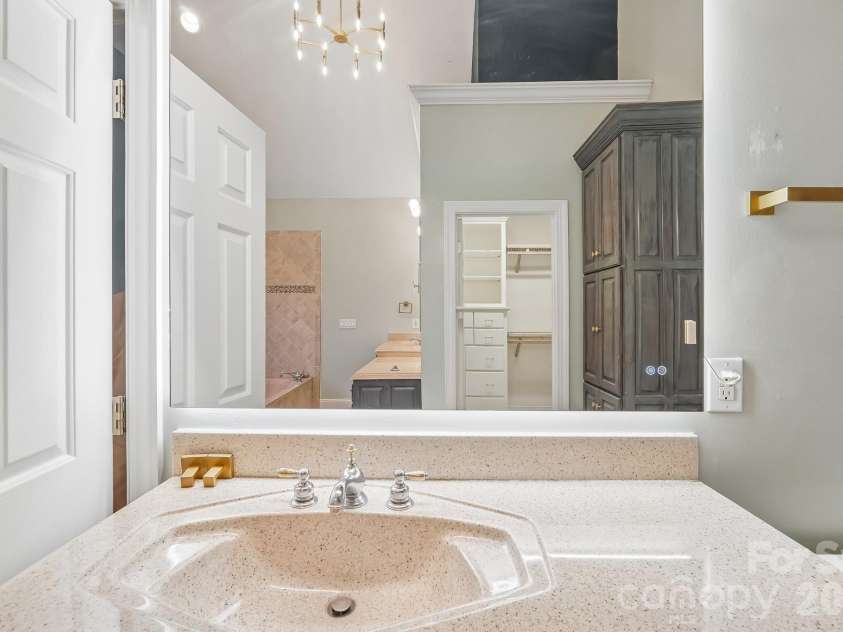 5505 Hickory Leaf Court, Mount Holly, NC 28120.  MLS# CAR4419028, YatesRealty ID 48463. 