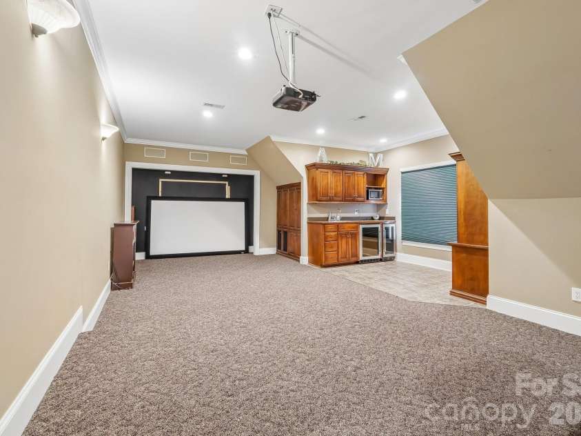 5505 Hickory Leaf Court, Mount Holly, NC 28120.  MLS# CAR4419028, YatesRealty ID 48463. 