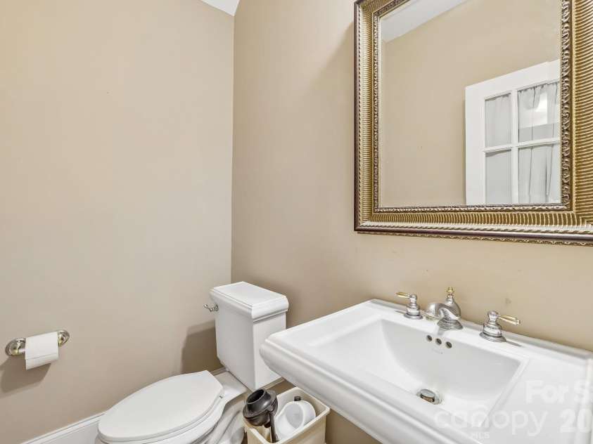 5505 Hickory Leaf Court, Mount Holly, NC 28120.  MLS# CAR4419028, YatesRealty ID 48463. 