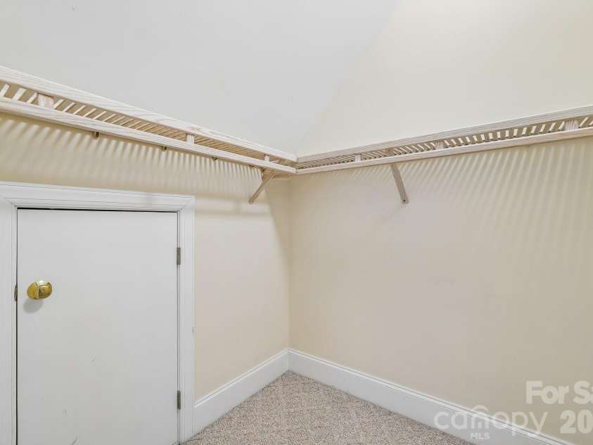 5505 Hickory Leaf Court, Mount Holly, NC 28120.  MLS# CAR4419028, YatesRealty ID 48463. 