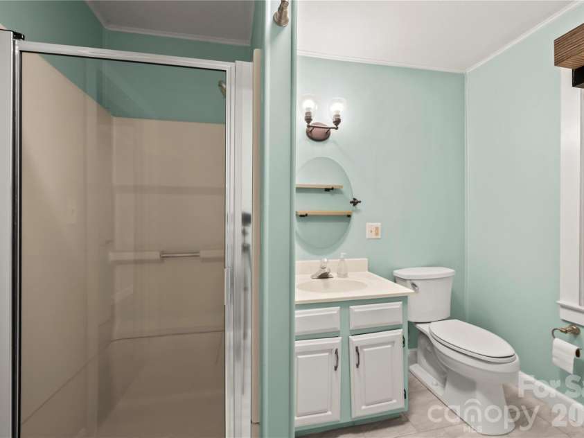 2 Bostic Place, Asheville, NC 28803.  MLS# CAR4419332, YatesRealty ID 48464. 