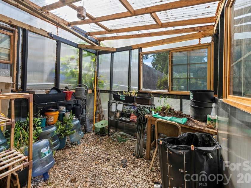 2 Bostic Place, Asheville, NC 28803.  MLS# CAR4419332, YatesRealty ID 48464. 