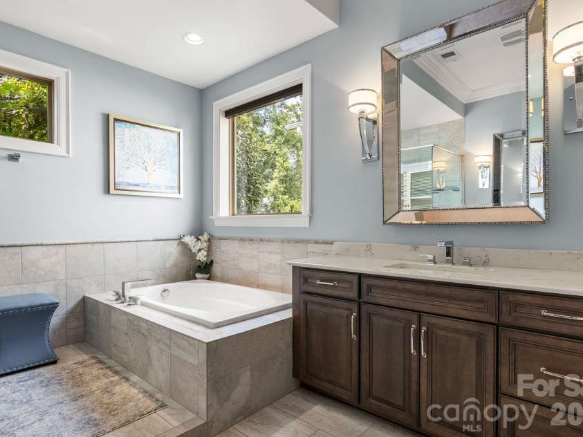 418 Flat Rock Drive, Denver, NC 28037.  MLS# CAR4419857, YatesRealty ID 48466. 