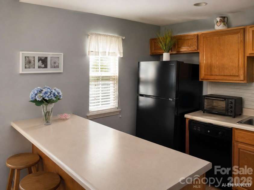 10106 Ballyclare Court, Charlotte, NC 28213.  MLS# CAR4419871, YatesRealty ID 48467. 