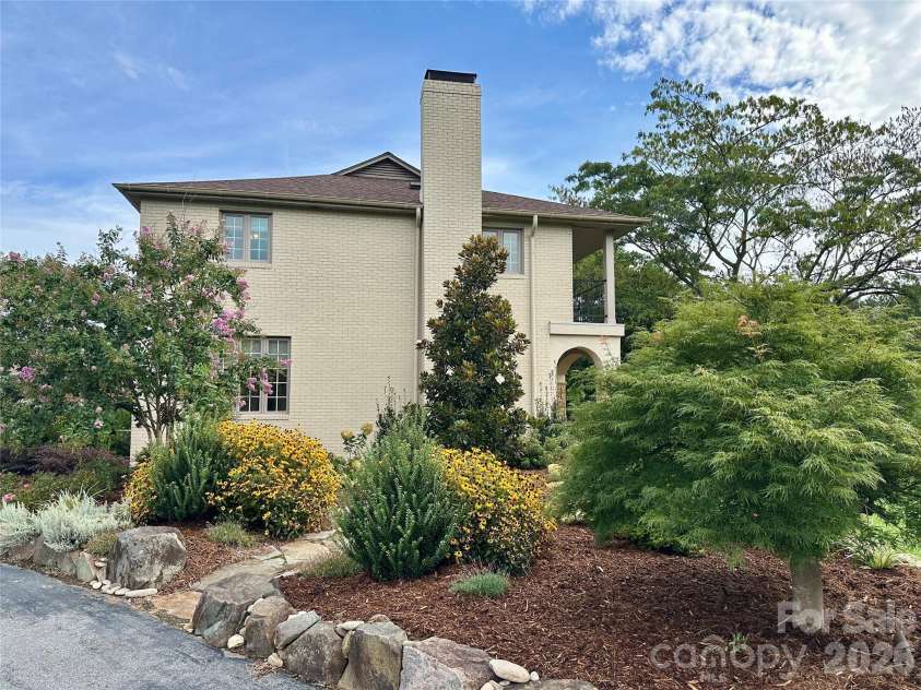 10400 Old Beatty Ford Road, Rockwell, NC 28138.  MLS# CAR4411999, YatesRealty ID 48469. Side View/Landscaping