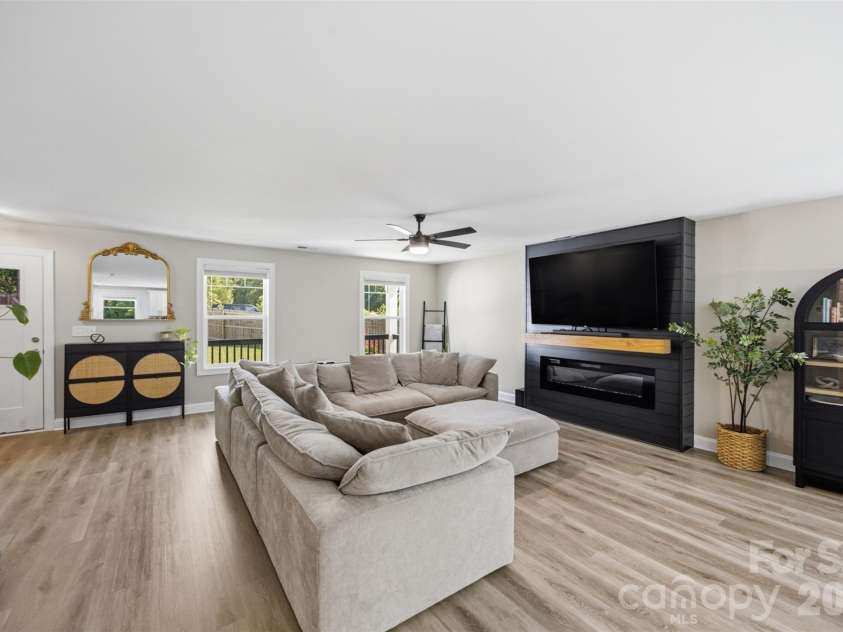 1382 Rebound Road, Lancaster, SC 29720.  MLS# CAR4415377, YatesRealty ID 48471. Living Room