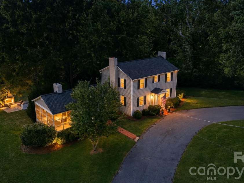 330 Center Street, Taylorsville, NC 28681.  MLS# CAR4416353, YatesRealty ID 48472. 