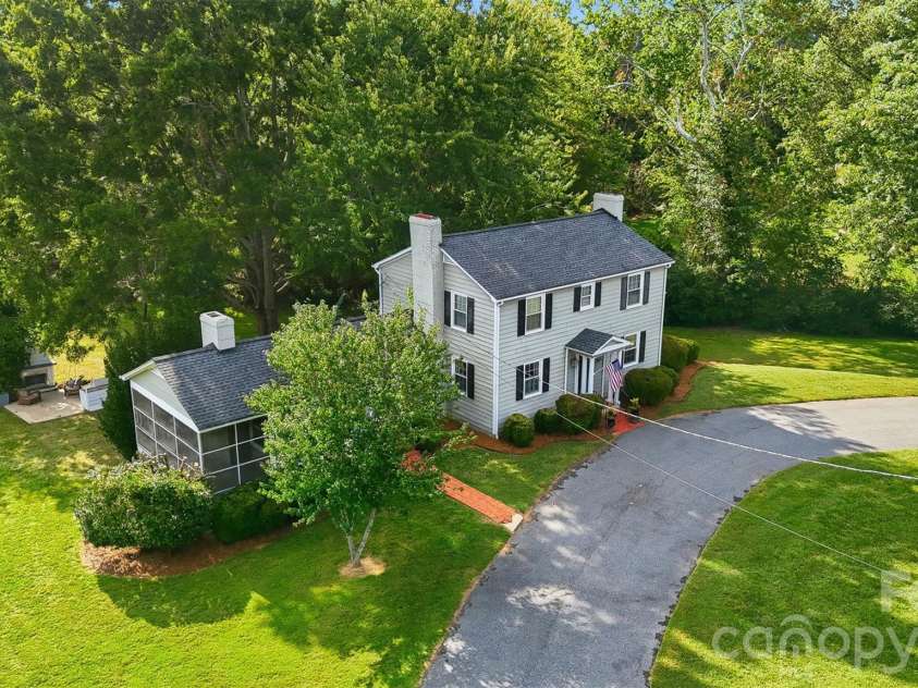 330 Center Street, Taylorsville, NC 28681.  MLS# CAR4416353, YatesRealty ID 48472. 