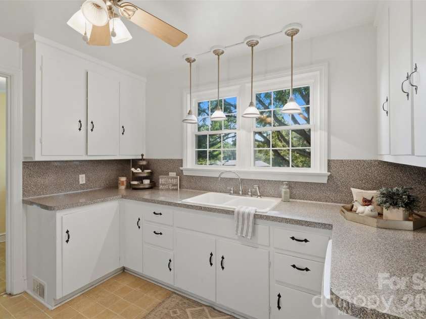 330 Center Street, Taylorsville, NC 28681.  MLS# CAR4416353, YatesRealty ID 48472. 