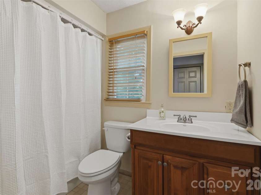 330 Center Street, Taylorsville, NC 28681.  MLS# CAR4416353, YatesRealty ID 48472. 