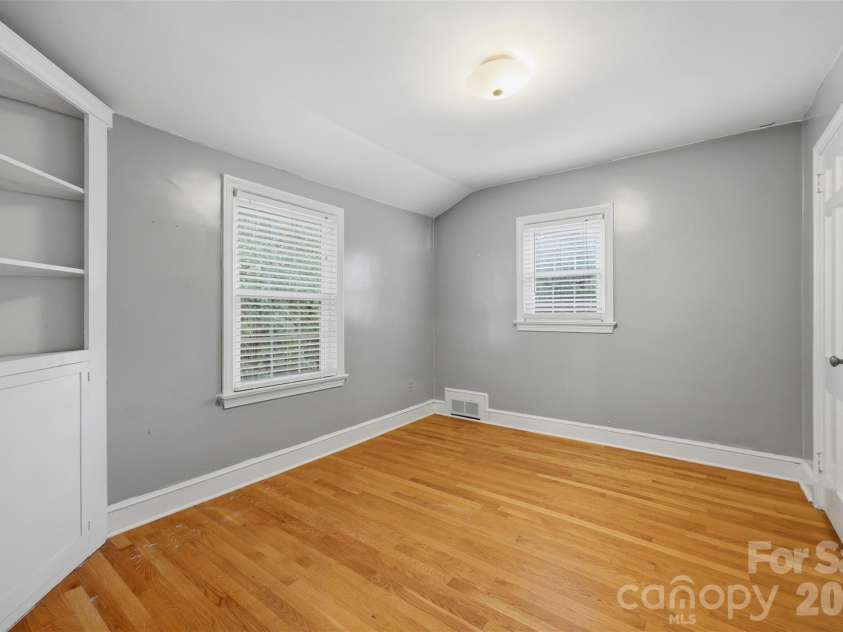 330 Center Street, Taylorsville, NC 28681.  MLS# CAR4416353, YatesRealty ID 48472. 
