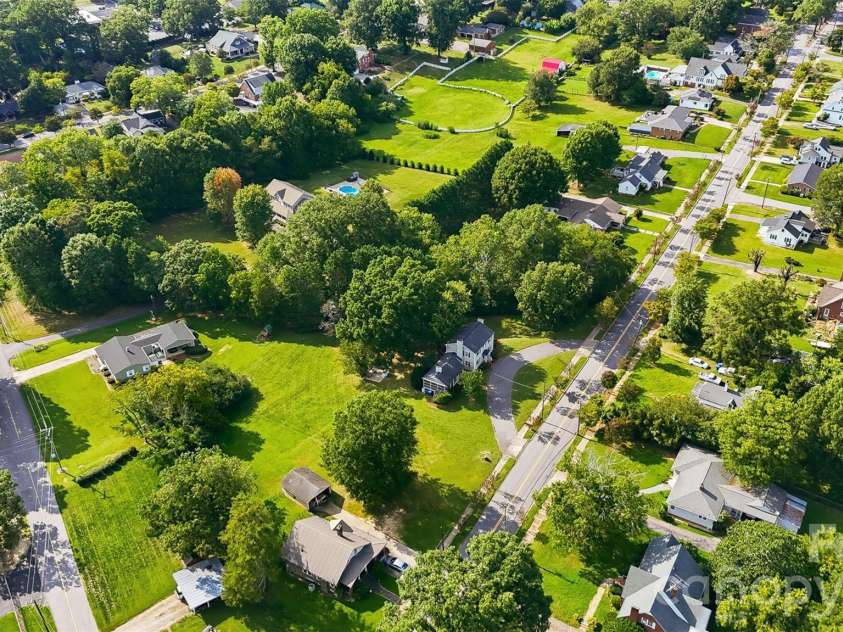330 Center Street, Taylorsville, NC 28681.  MLS# CAR4416353, YatesRealty ID 48472. 