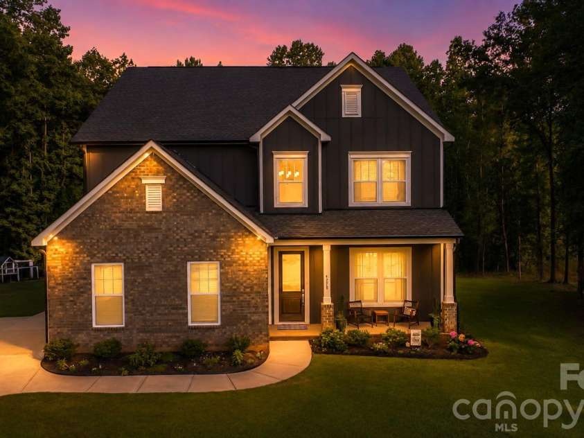 4298 Brandy Creek Court, Clover, SC 29710.  MLS# CAR4416372, YatesRealty ID 48473. 