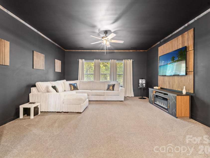 4298 Brandy Creek Court, Clover, SC 29710.  MLS# CAR4416372, YatesRealty ID 48473. 