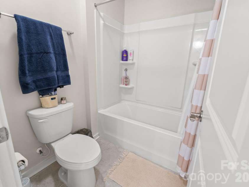 4298 Brandy Creek Court, Clover, SC 29710.  MLS# CAR4416372, YatesRealty ID 48473. 
