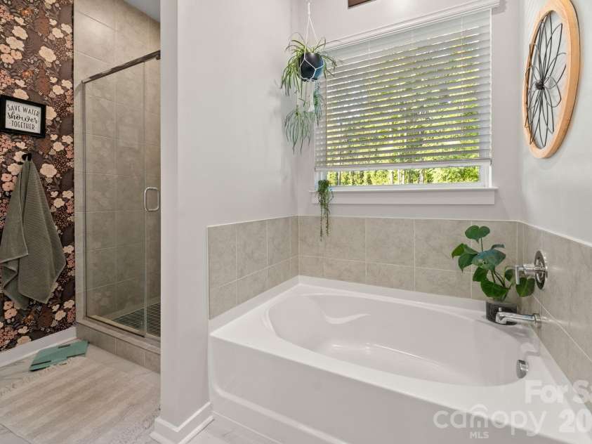 4298 Brandy Creek Court, Clover, SC 29710.  MLS# CAR4416372, YatesRealty ID 48473. 