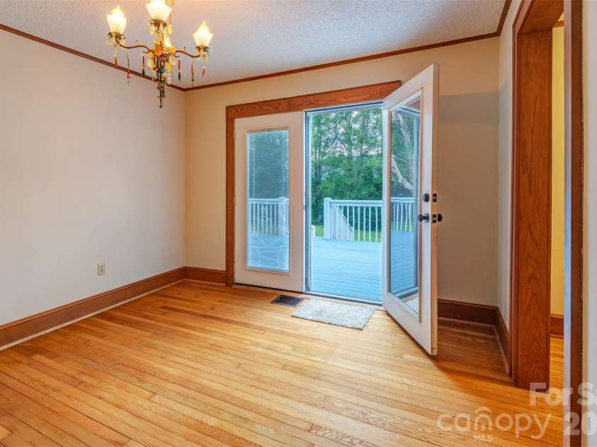 103 Main Street, Weaverville, NC 28787.  MLS# CAR4416780, YatesRealty ID 48475. 