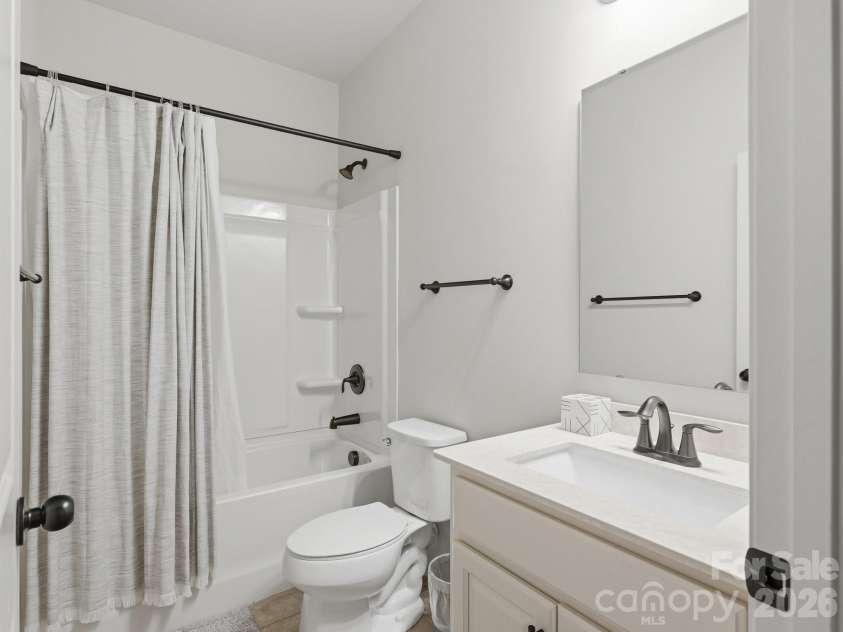 1110 Whitby Moore Street, Charlotte, NC 28273.  MLS# CAR4414562, YatesRealty ID 48476. 3rd bathroom