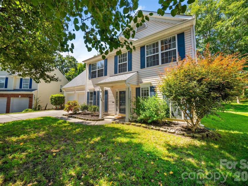 7838 Cafferty Circle, Charlotte, NC 28215.  MLS# CAR4419885, YatesRealty ID 48477. 