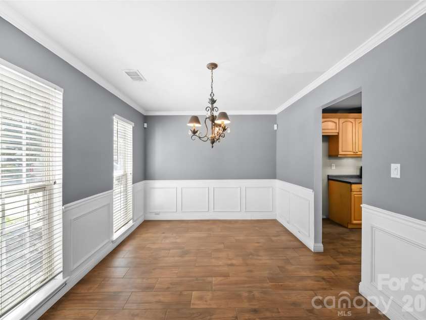 7838 Cafferty Circle, Charlotte, NC 28215.  MLS# CAR4419885, YatesRealty ID 48477. 