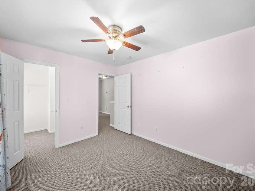 7838 Cafferty Circle, Charlotte, NC 28215.  MLS# CAR4419885, YatesRealty ID 48477. 