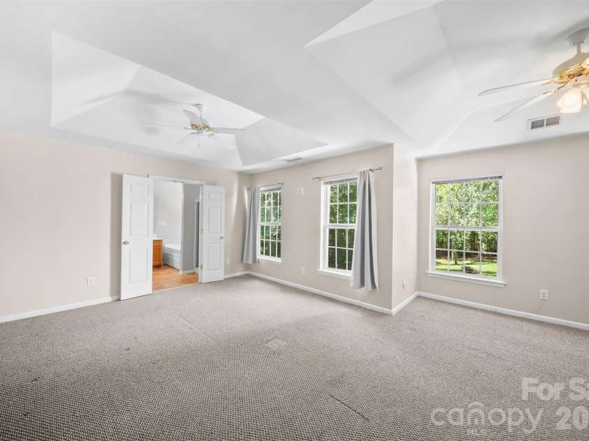 7838 Cafferty Circle, Charlotte, NC 28215.  MLS# CAR4419885, YatesRealty ID 48477. 