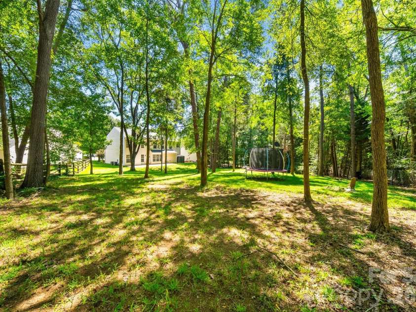 7838 Cafferty Circle, Charlotte, NC 28215.  MLS# CAR4419885, YatesRealty ID 48477. 