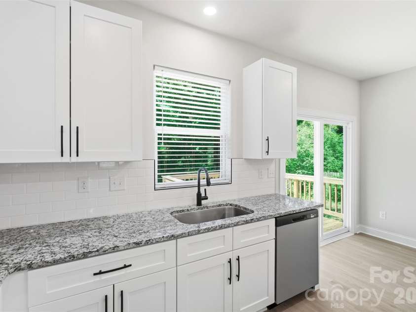 318 Honeywood Lane, Monroe, NC 28110.  MLS# CAR4412708, YatesRealty ID 48478. Kitchen