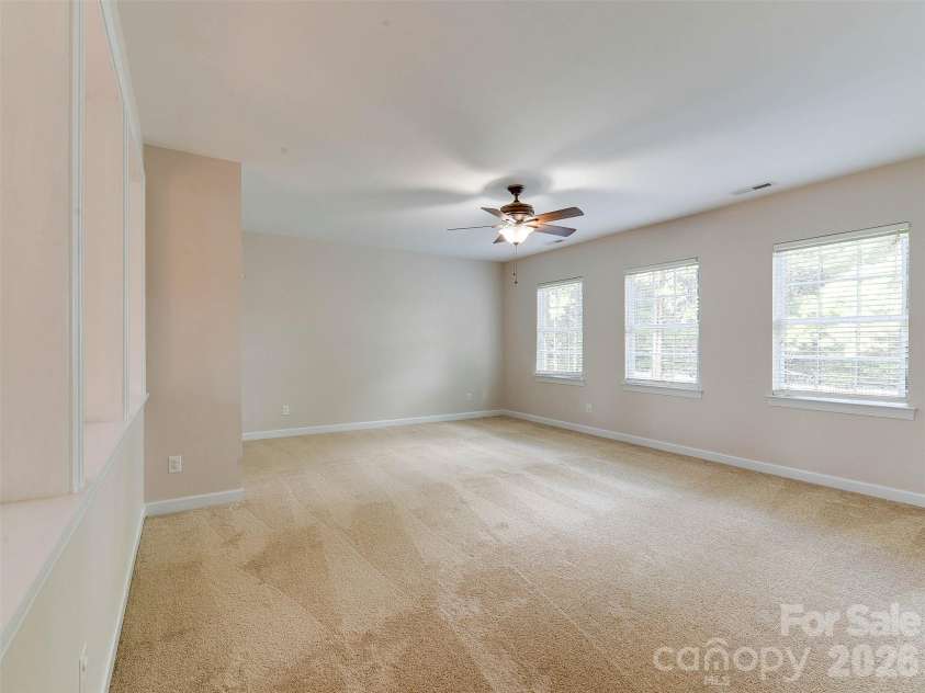 5915 Trailwater Road, Charlotte, NC 28278.  MLS# CAR4417800, YatesRealty ID 48481. 