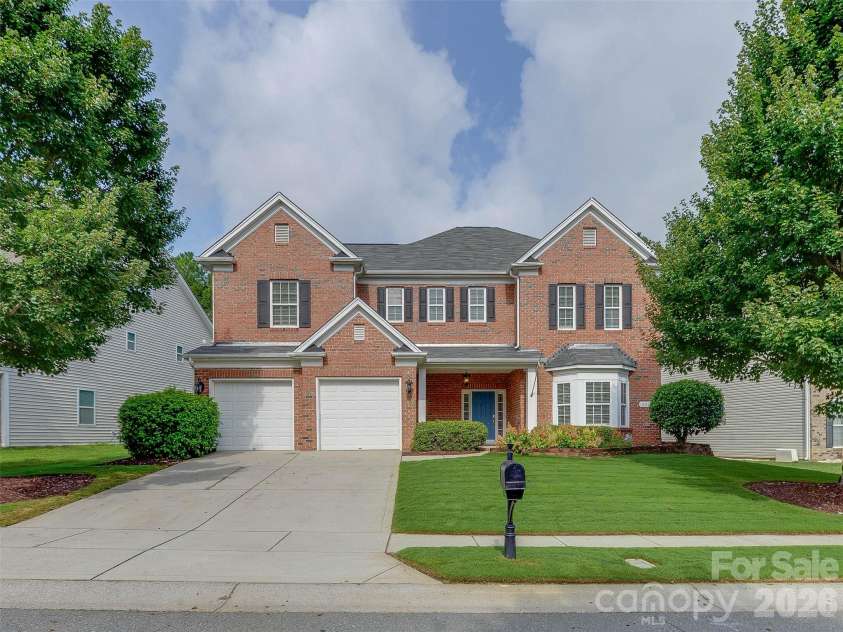 5915 Trailwater Road, Charlotte, NC 28278.  MLS# CAR4417800, YatesRealty ID 48481. 