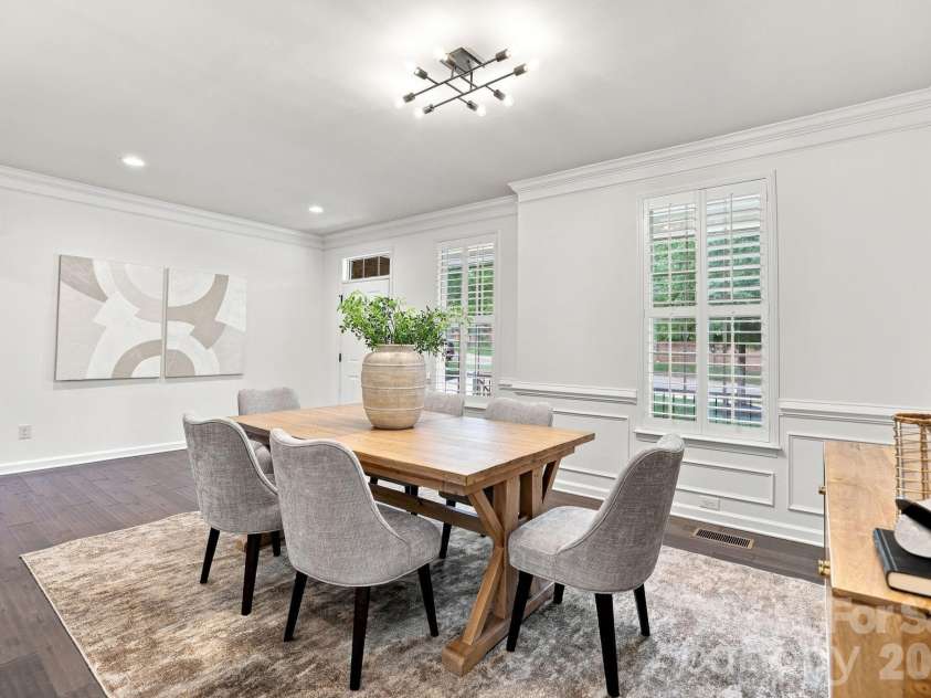 4742 Phifer Crest Court, Charlotte, NC 28226.  MLS# CAR4417441, YatesRealty ID 48482. Dining Area
