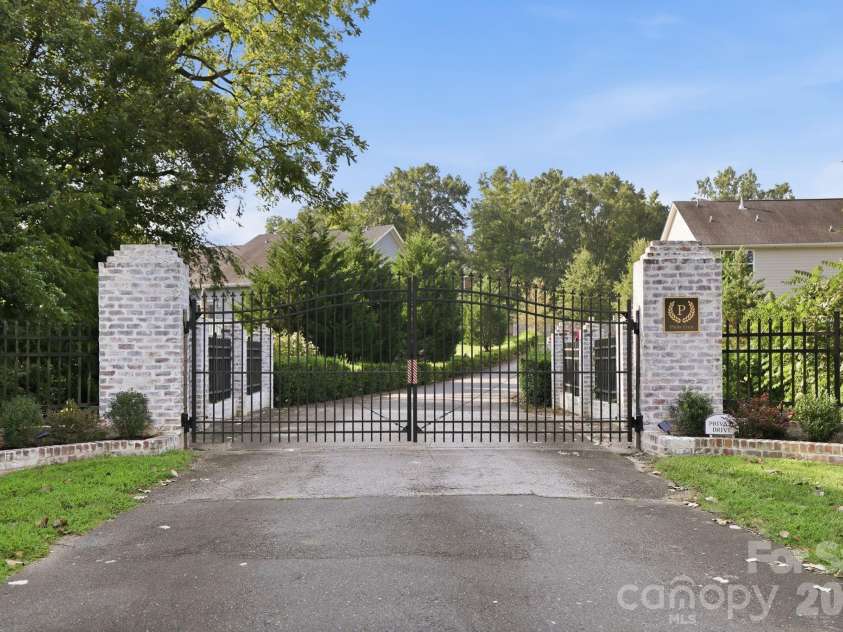 4742 Phifer Crest Court, Charlotte, NC 28226.  MLS# CAR4417441, YatesRealty ID 48482. Gated Entry