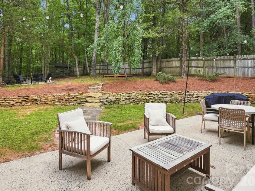9434 Valley Road, Charlotte, NC 28270.  MLS# CAR4418424, YatesRealty ID 48485. 