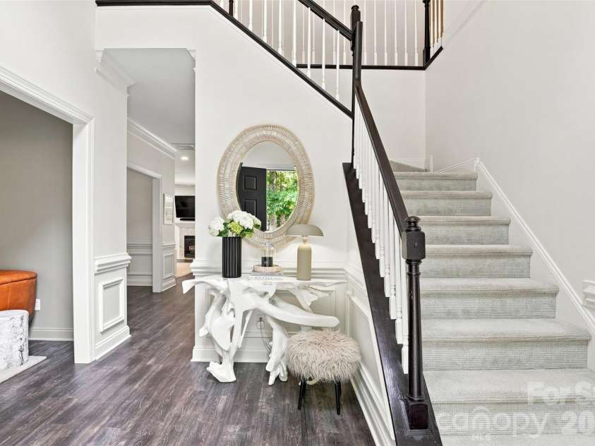 9434 Valley Road, Charlotte, NC 28270.  MLS# CAR4418424, YatesRealty ID 48485. 