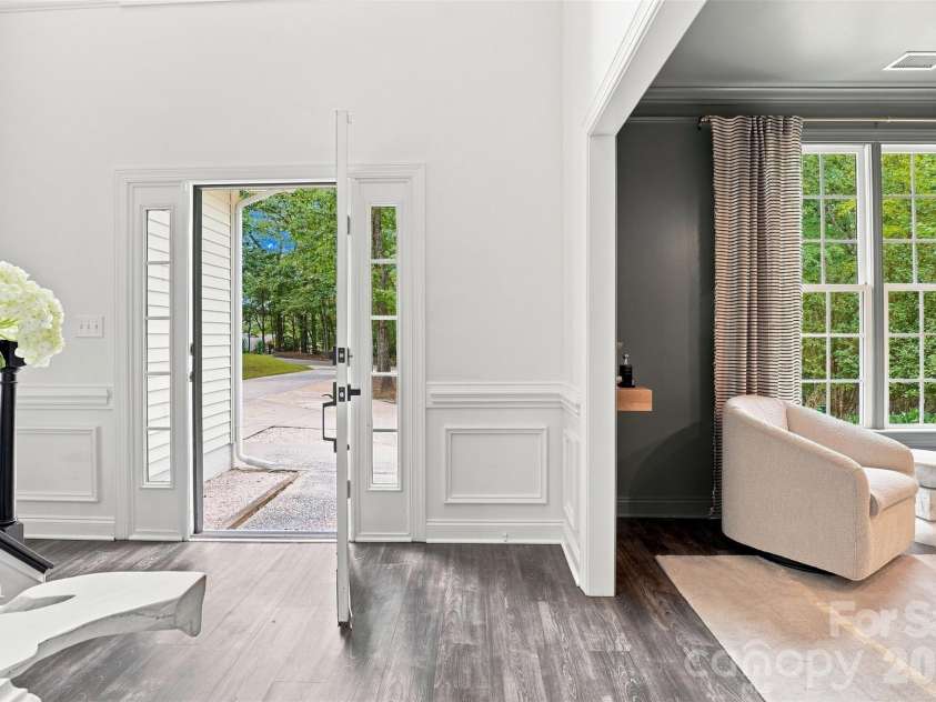 9434 Valley Road, Charlotte, NC 28270.  MLS# CAR4418424, YatesRealty ID 48485. 