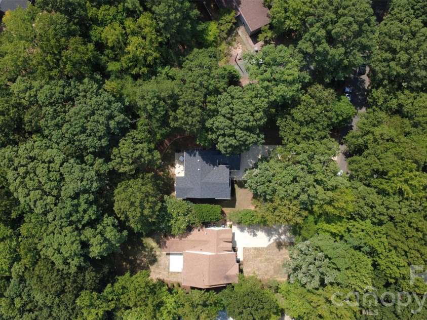 9434 Valley Road, Charlotte, NC 28270.  MLS# CAR4418424, YatesRealty ID 48485. 