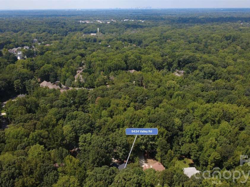 9434 Valley Road, Charlotte, NC 28270.  MLS# CAR4418424, YatesRealty ID 48485. 